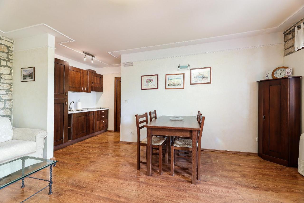 Casa Rustica Dva Baladura Apartments Kanfanar Exterior foto